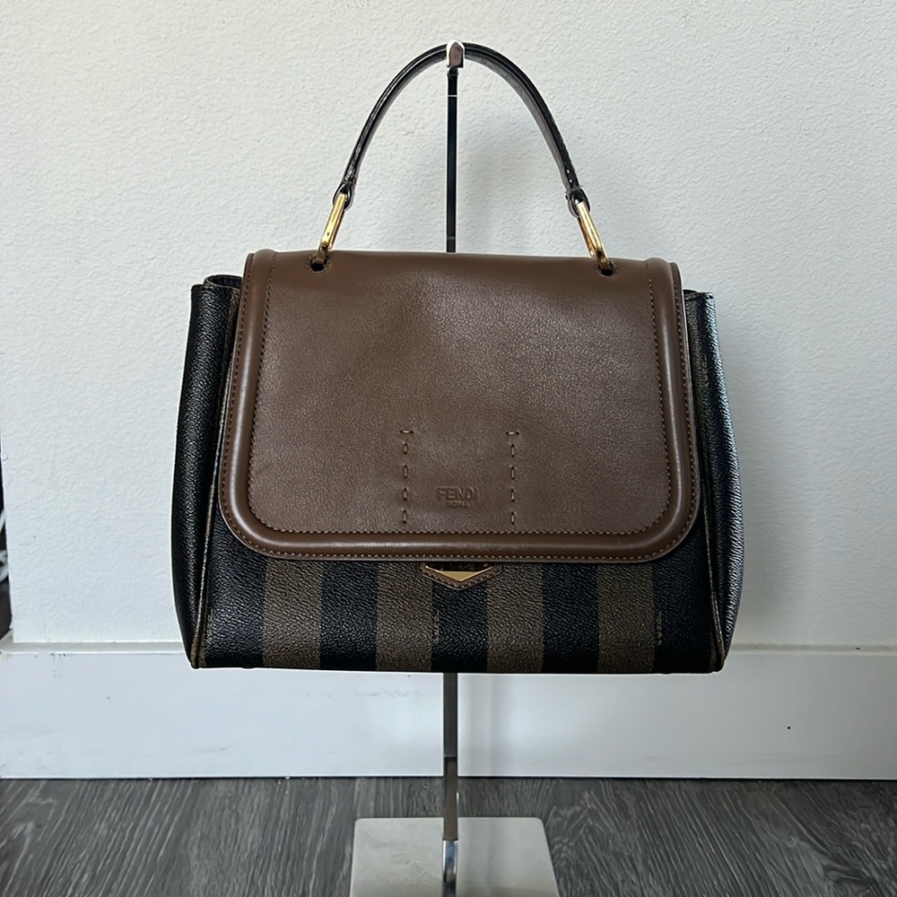 EUC - Fendi Pequin hand bag